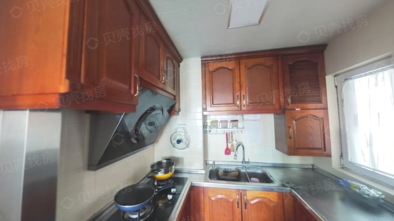 Apartment for rent in Qingdao - Urban Elegance - Photo 9