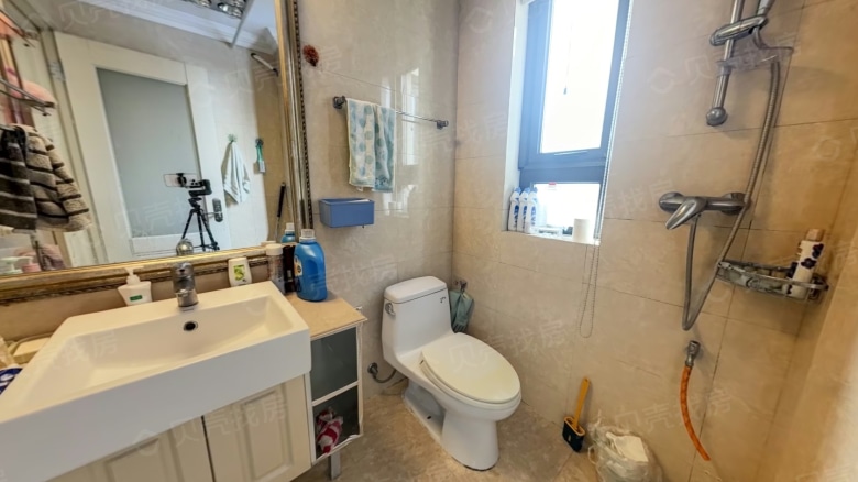 Apartment for rent in Qingdao - Zhonghai Qingjiang Huafu - Photo 11