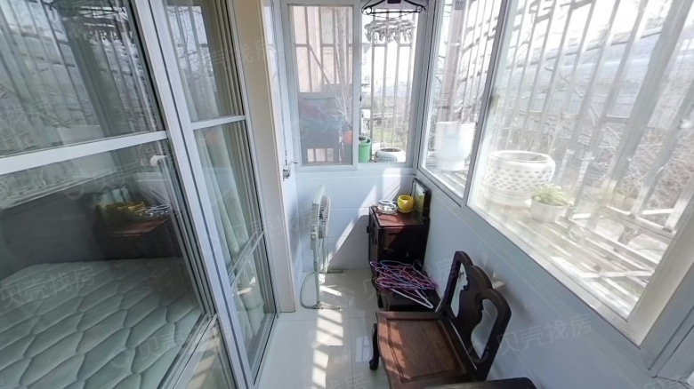 Apartment for rent in Shanghai - Xiangshan New Village Southeast Neighborhood - Photo 9