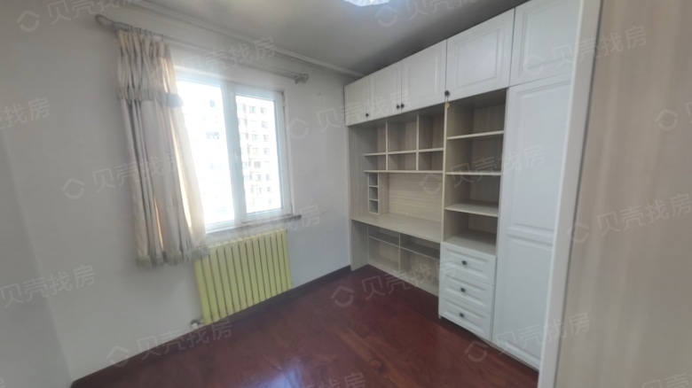 Apartment for rent in Qingdao - Urban Elegance - Photo 4