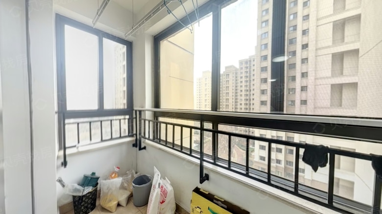 Apartment for rent in Qingdao - Zhonghai Qingjiang Huafu - Photo 12