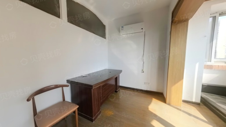 Apartment for rent in Wuhan - Jianghong Century Garden, Block A - Photo 2