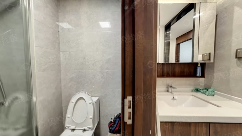 Apartment for rent in Wuhan - Qingneng Qingjiang Jincheng Yueyuan - Photo 5