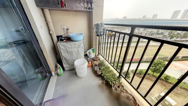 Apartment for rent in Wuhan - Greenland City Xiezi Riverside A - Photo 8