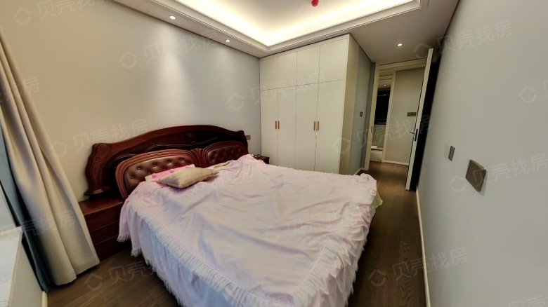 Apartment for rent in Ningbo - Haishu Jinmao Mansion - Photo 4