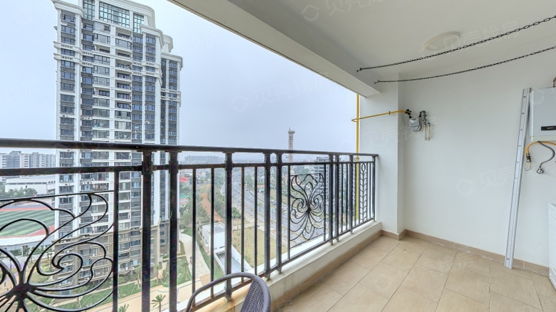 Apartment for rent in Haikou - Evergrande Meilisha Tianjun Bay - Photo 4