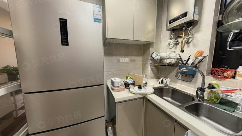 Apartment for rent in Wuhan - Greenland City Xiezi Riverside A - Photo 6