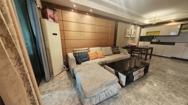 Apartment for rent in Wuhan - Evergrande Royal Garden - Photo 2