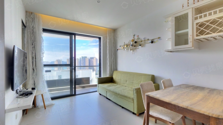 Rent Apartment in Sanya: Pearl River · Li Hao