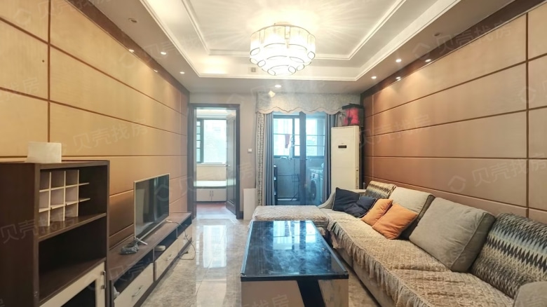 Apartment for rent in Wuhan - Evergrande Royal Garden - Photo 1