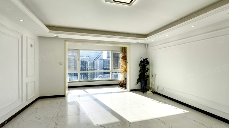 Apartment for rent in Beijing - World Trade International Apartments - Photo 1
