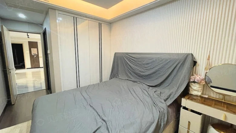 Mission Hills Villa - View 6