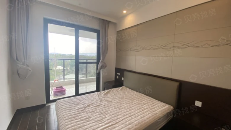 Seaside Garden Central - View 2