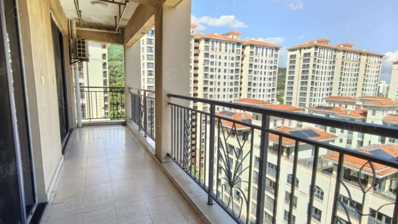 Peninsula Blue Bay - View 5