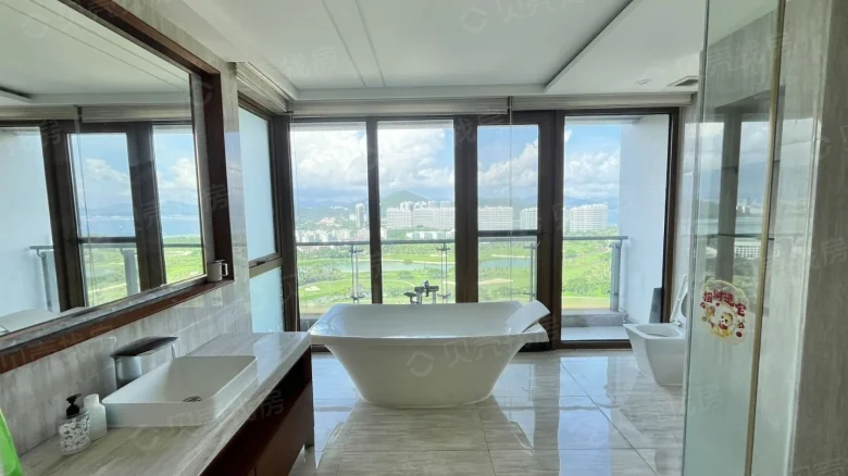 Peninsula Hill - View 7