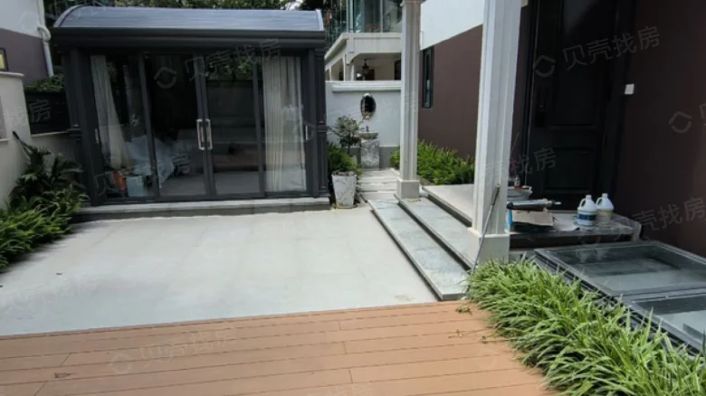 Camphor 16th Block - View 3