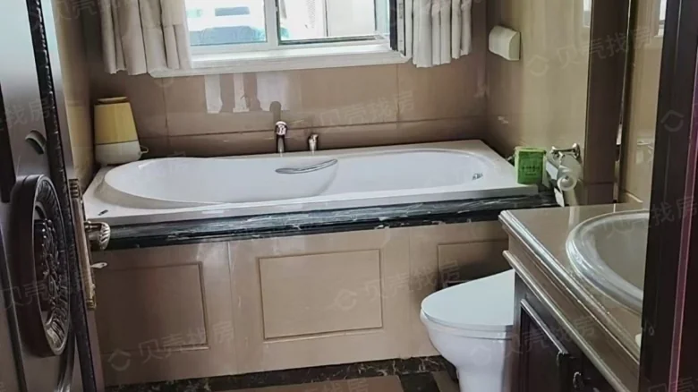 Prosperity Garden Courtyard Residence - View 12