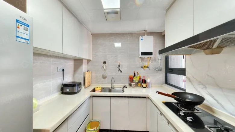 Ocean Star Mansion - View 6