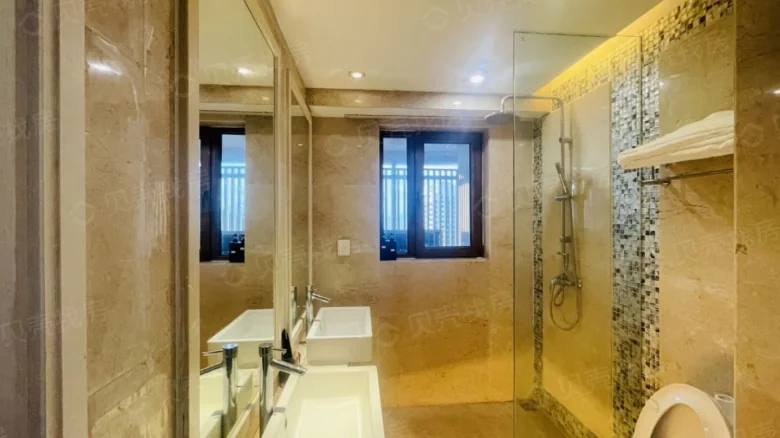 Banshan Bandao · Central Seaview Avenue - View 7