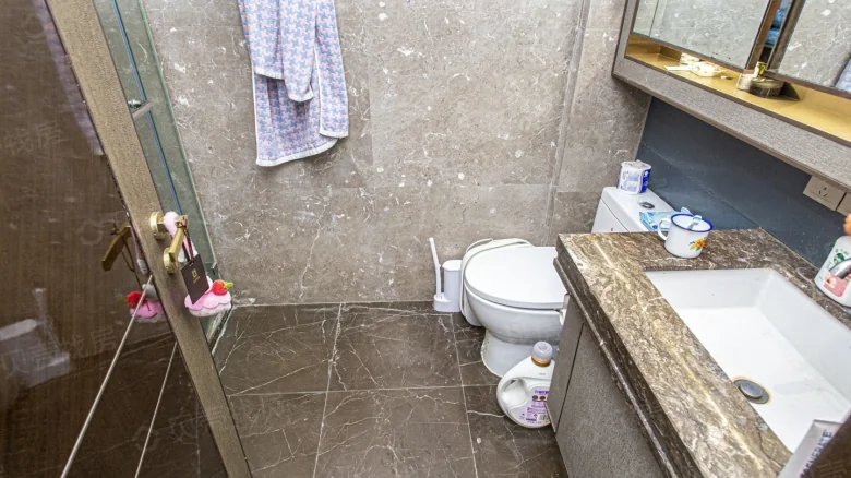 Shanghai Bay Grand Court Phase III - View 4