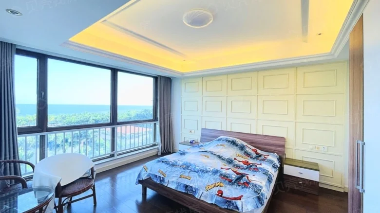 Half Mountain Peninsula Central Sea View Boulevard - View 3