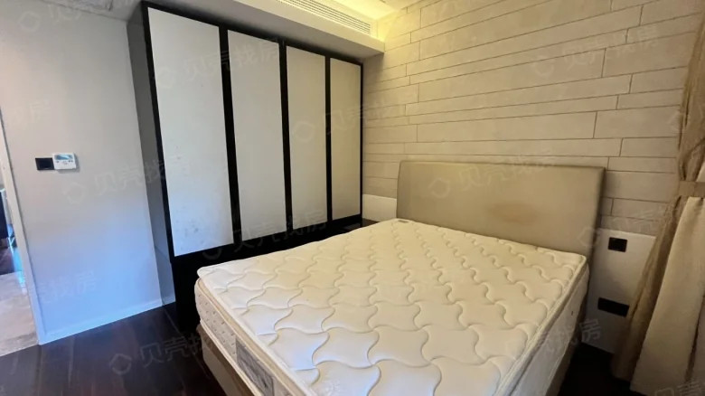 Peninsula Hill - View 5