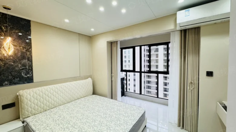 Zhenrong Shimao Tangyue Shannan - View 2