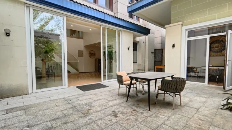 Sanya Courtyard - View 12