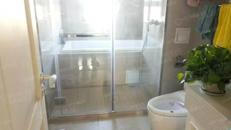 Vanke Jade Riverside Phase I - View 6