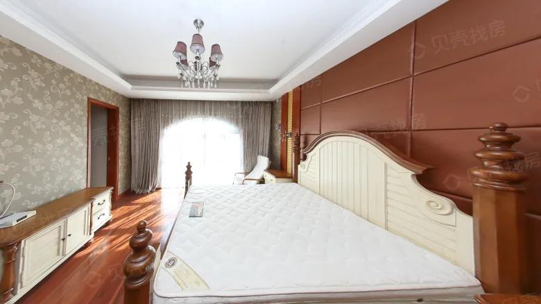 Reading Town, Yingjun - View 7