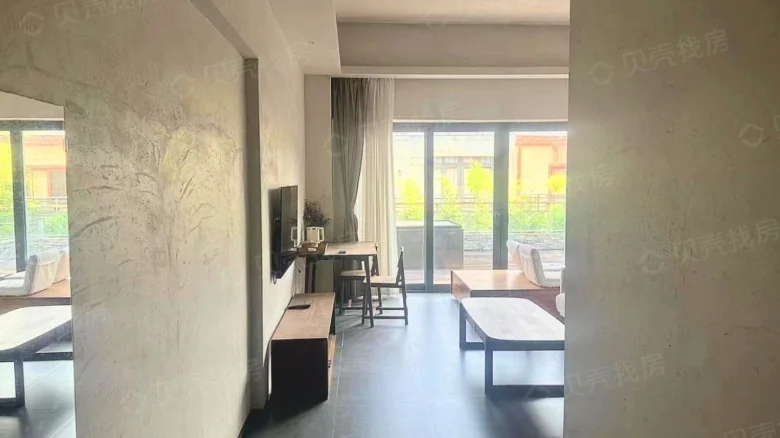 Hongzhou Jiangshan - View 4