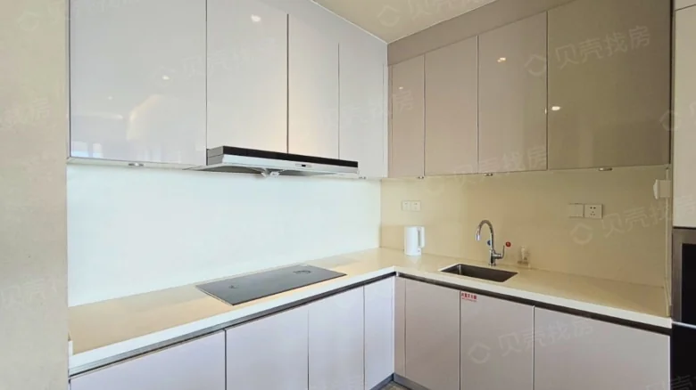 National Coast · Poly Fortune Center - View 5