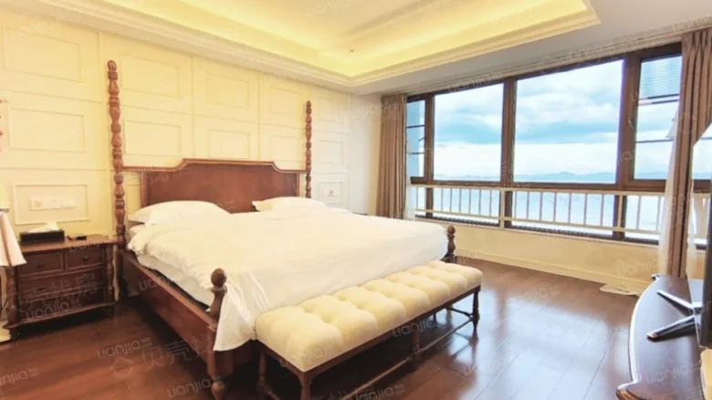 Banshan Bandao · Central Seaview Avenue - View 5