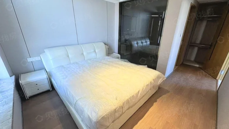 Fudelin Manhattan Center - View 2