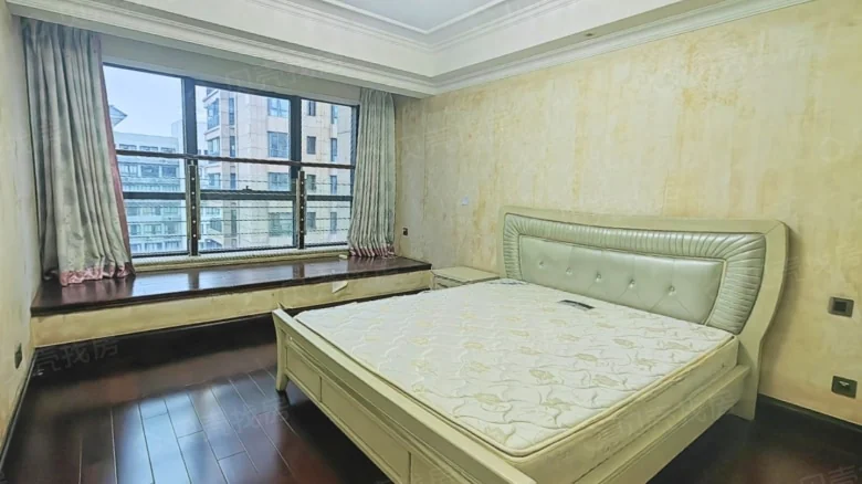 Related Property Image