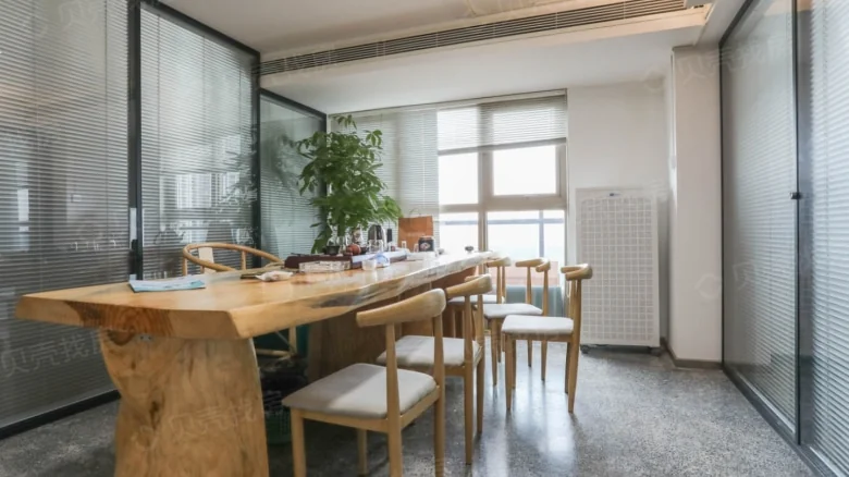 Related Property Image