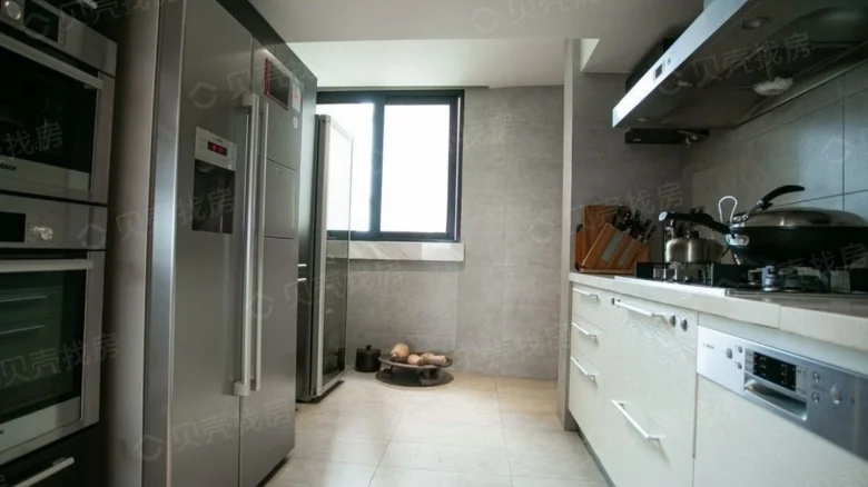 Palm Springs Phase IV - View 6