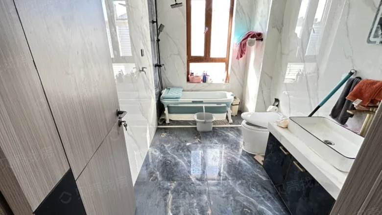 Hongxing Venice Villa - View 22