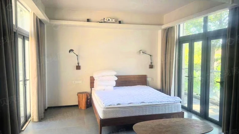 Hongzhou Jiangshan - View 8