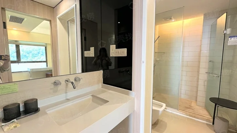 Half Mountain Half Island East Sea Bay Phase Three - View 7