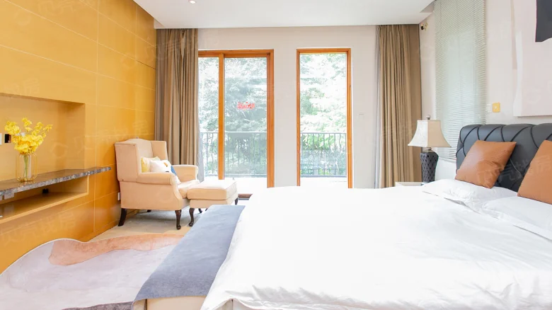 Heavenly Horse Golf Villa - View 10