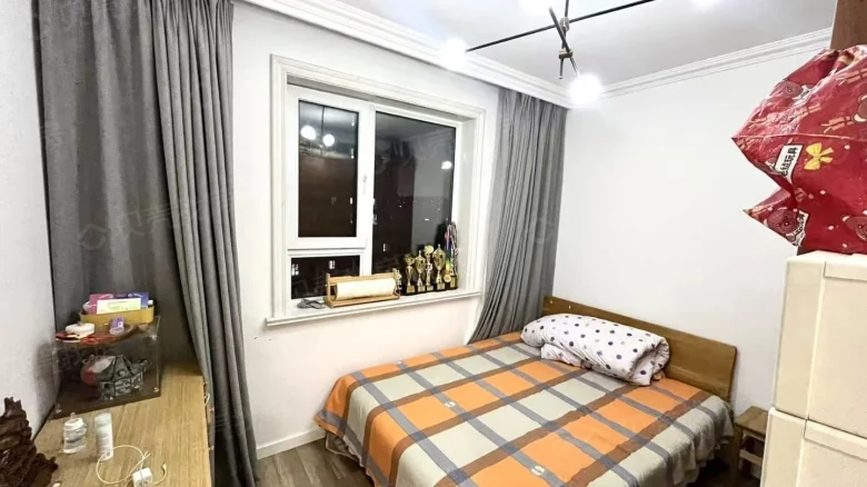 Poly Springville - View 3