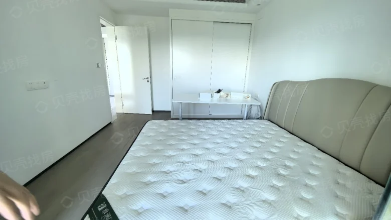 Related Property Image