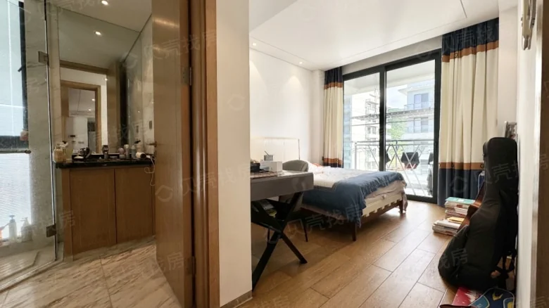 Related Property Image