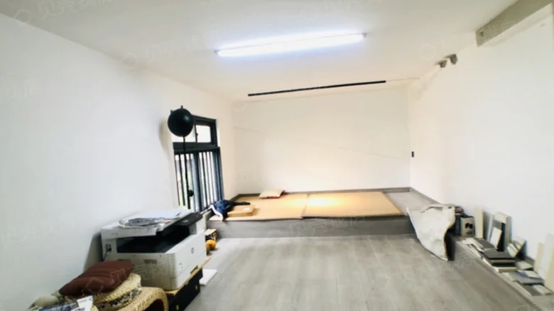 Related Property Image