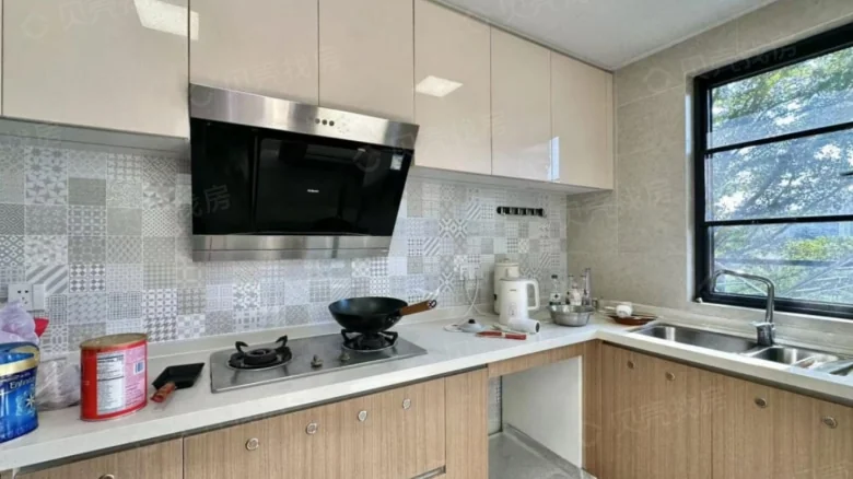 Vanke Lakefront Vacation Park Phase II - View 5