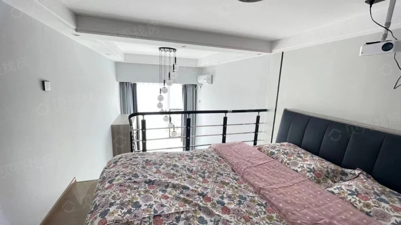 Middle East Red Street - View 3