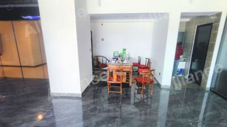 Related Property Image