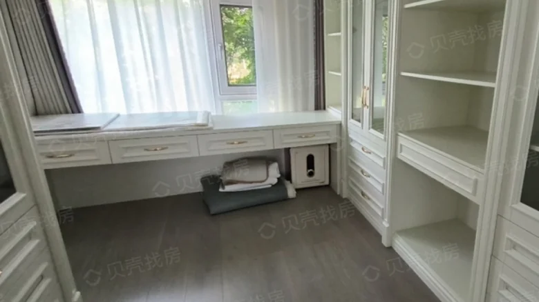 Camphor 16th Block - View 5