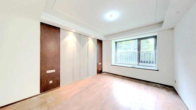 Related Property Image